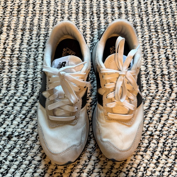 New Balance 237 Sneakers - Picture 4 of 10